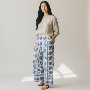 Joie Blue and‎ White Patterned Wide Leg Pants Size 8